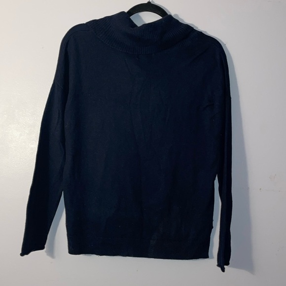 💕JCPenney Cashmere Blend Cowl Neck Sweater(Bust 50”
Length 23”-25”) - Picture 4 of 6